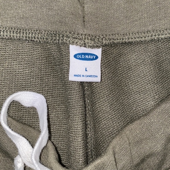 BUNDLE (2) Old Navy Womens soft shorts - Picture 3 of 7